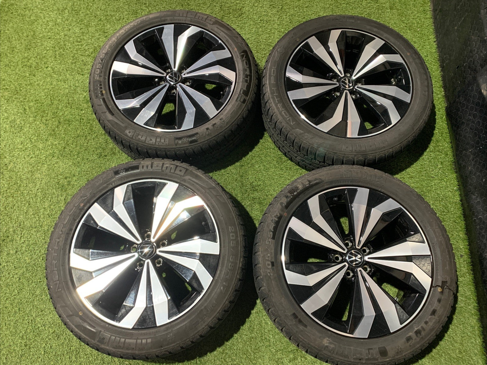Cerchi In Lega Da 16 Con Gomme Volkswagen T-Cross 2023 R Line 2GM601025M
