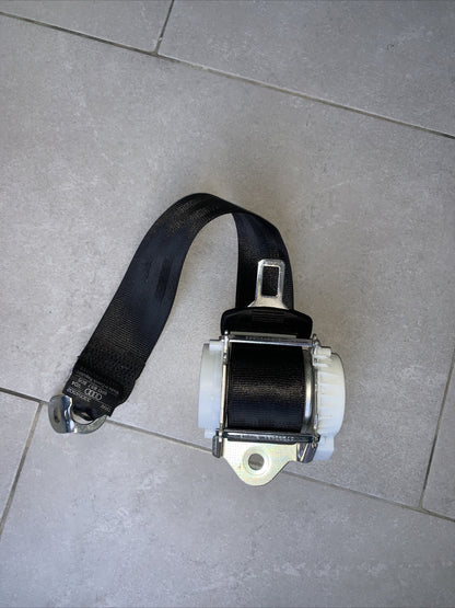 8P0857805 CINTURA DI SICUREZZA POSTERIORE SINISTRA AUDI A3 2.0 103KW 3P D 6M