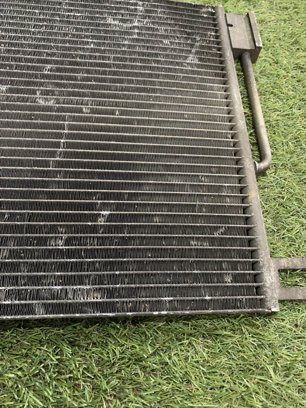 CONDENSATORE ARIA CONDIZIONATA FIAT GRANDE PUNTO 55700406 1.2 BENZINA