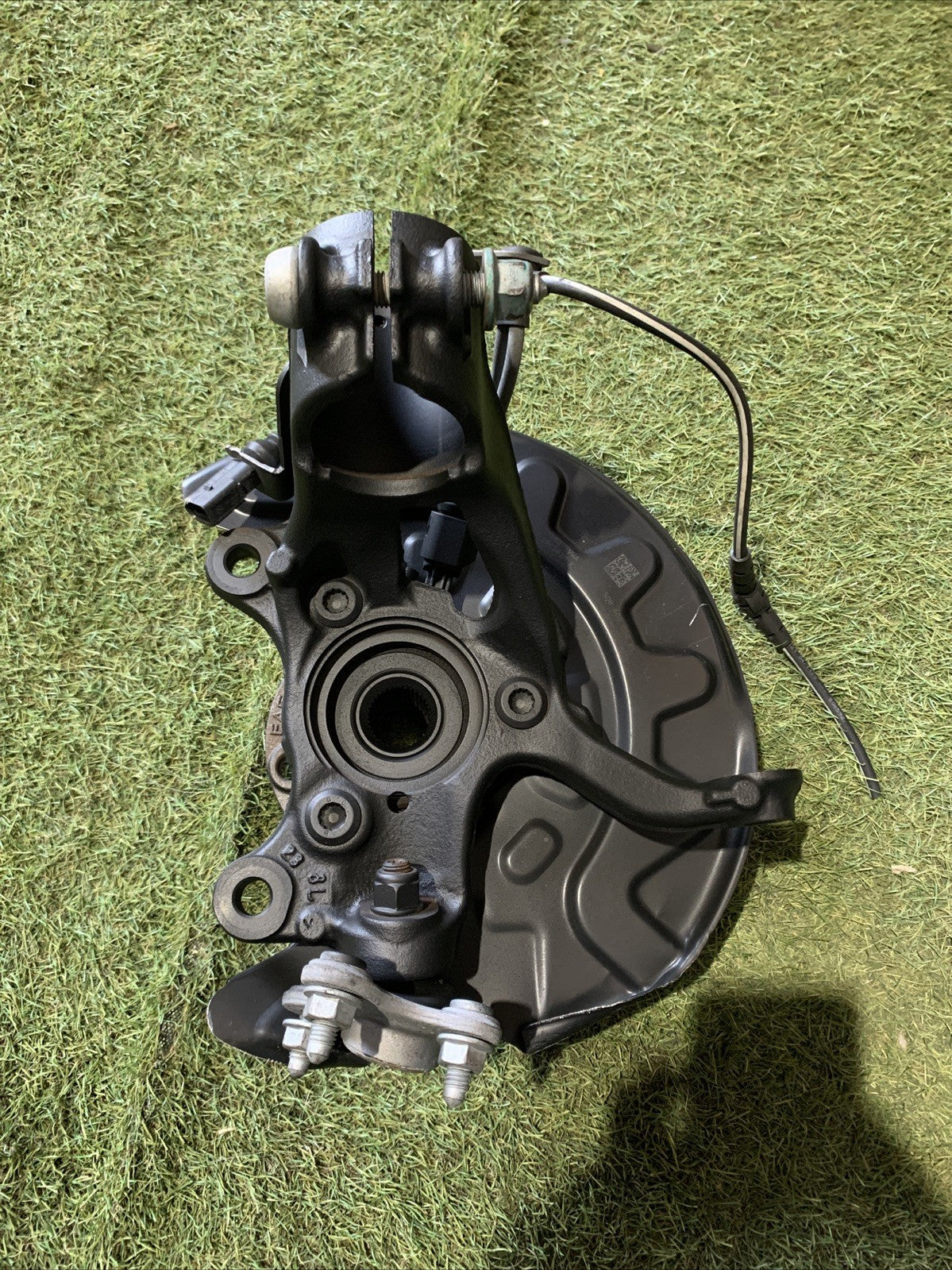 MOZZO MONTANTE FUSELLO ANTERIORE DESTRO VOLKSWAGEN T-ROC 2024 1.5 BENZINA