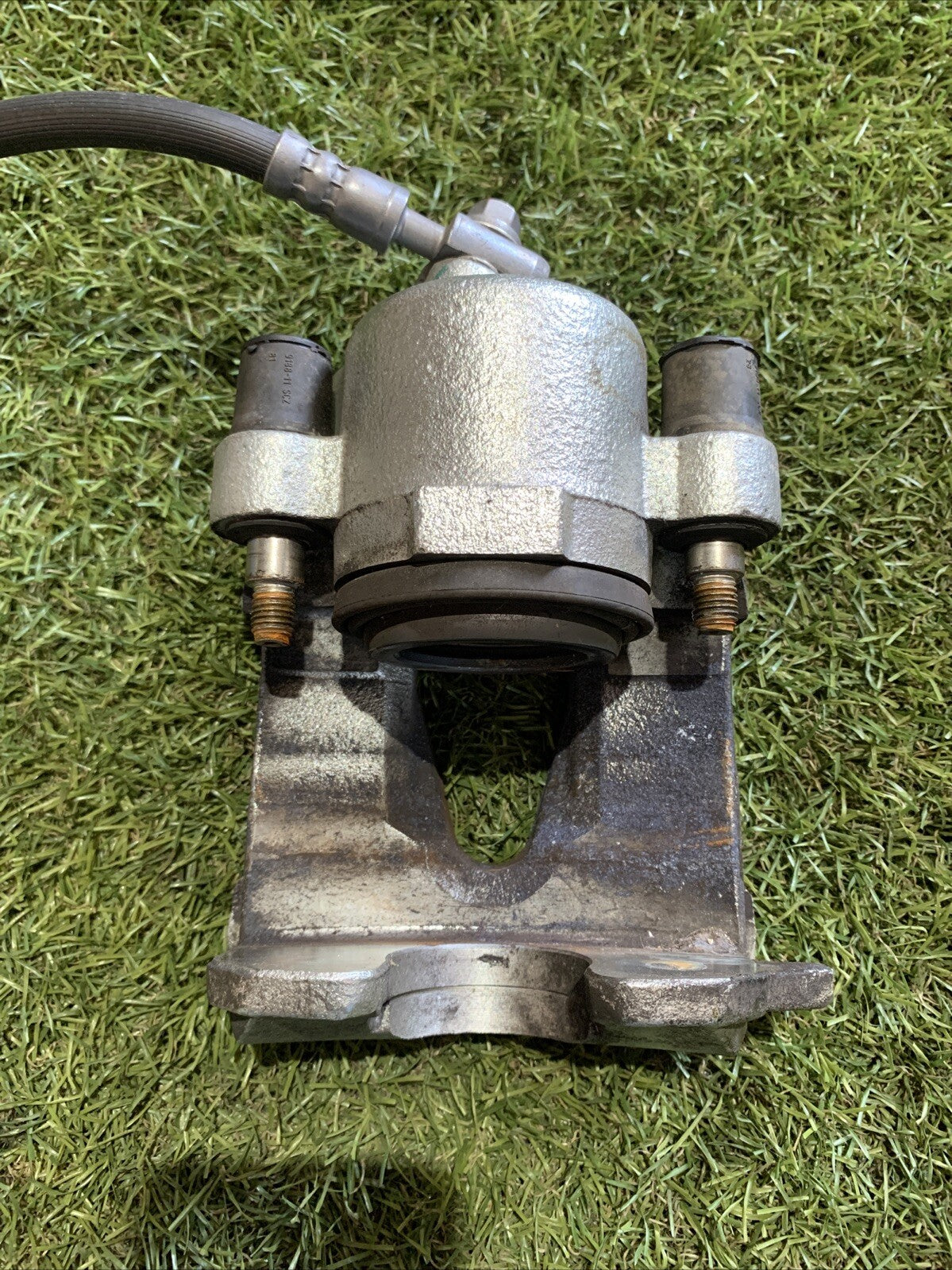 Pinza Freno Anteriore Sinistra Volkswagen Polo 2024 1.0 Benzina 2Q0615105AH