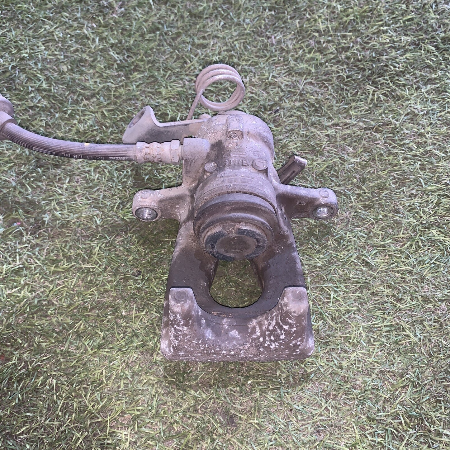 PINZA FRENI POSTERIORE DESTRA DX Alfa Romeo Giulietta 40522 (2)