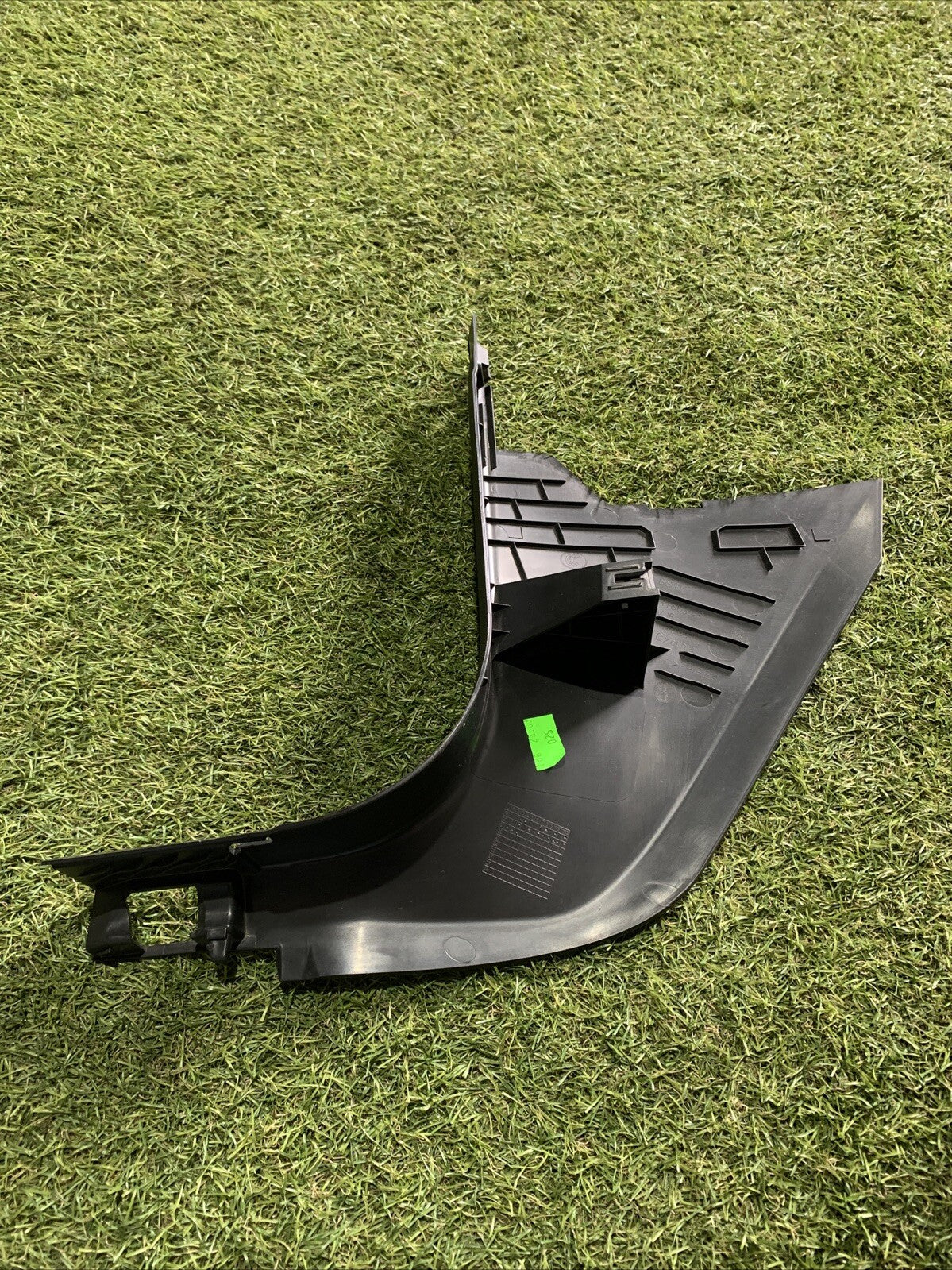 5H1863484 RIVESTIMENTO MONTANTE ANTERIORE INFERIORE DESTRO VOLKSWAGEN GOLF 8