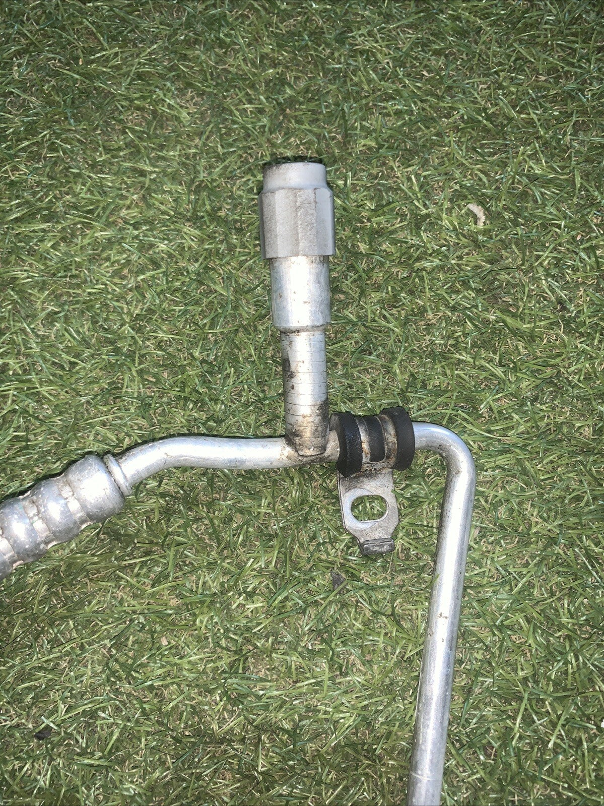 TUBO ARIA CONDIZIONATA A/C RENAULT TWINGO III 1.0 BENZINA 2014-2019 924408973R