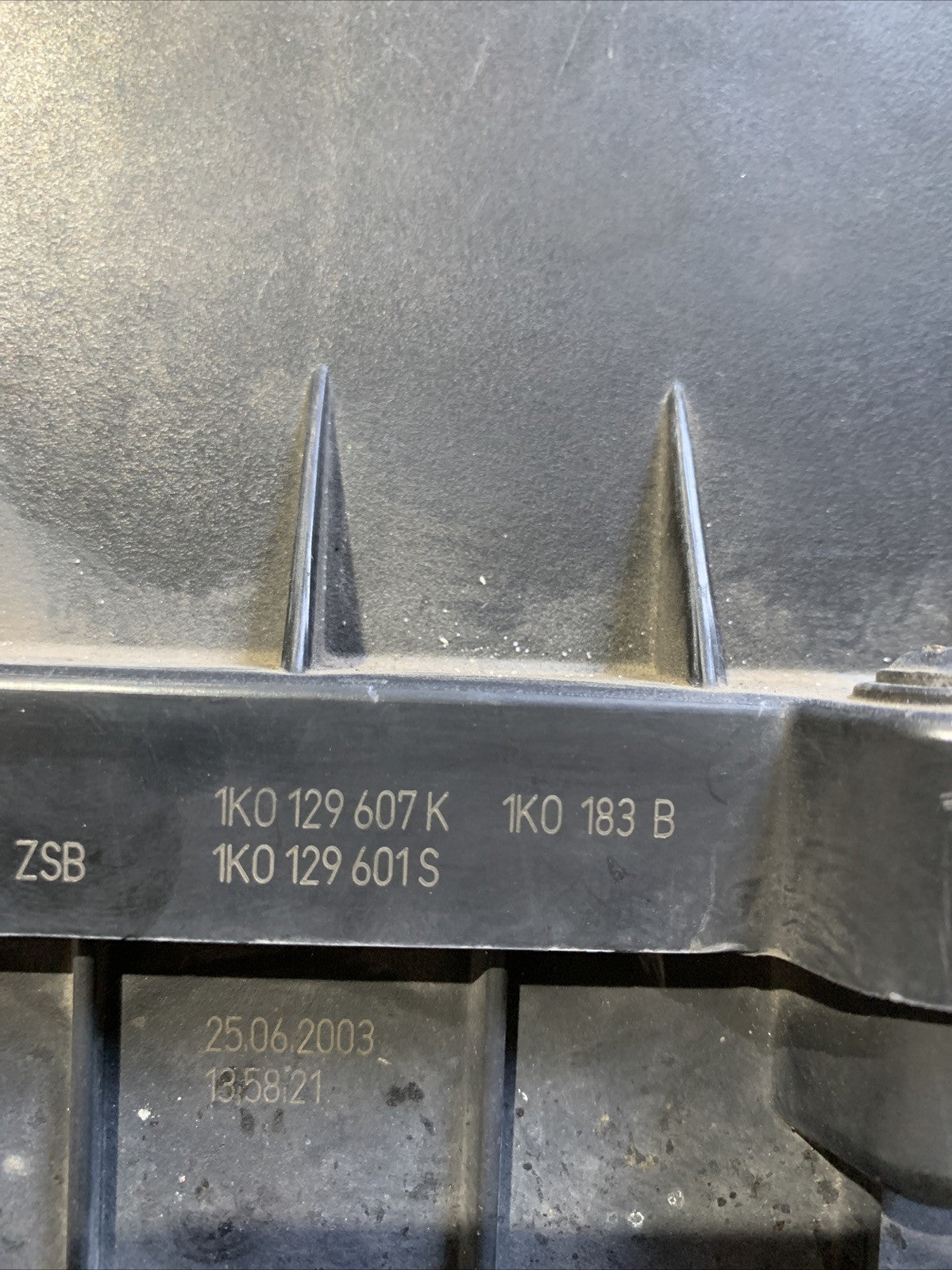 Box Scatola Filtro Aria Audi A3 8P 1.9 Diesel 1K0129607K