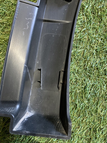 MODANATURA PARAFANGO POST DX PER PEUGEOT 2008 Serie 9825736580 (19>)