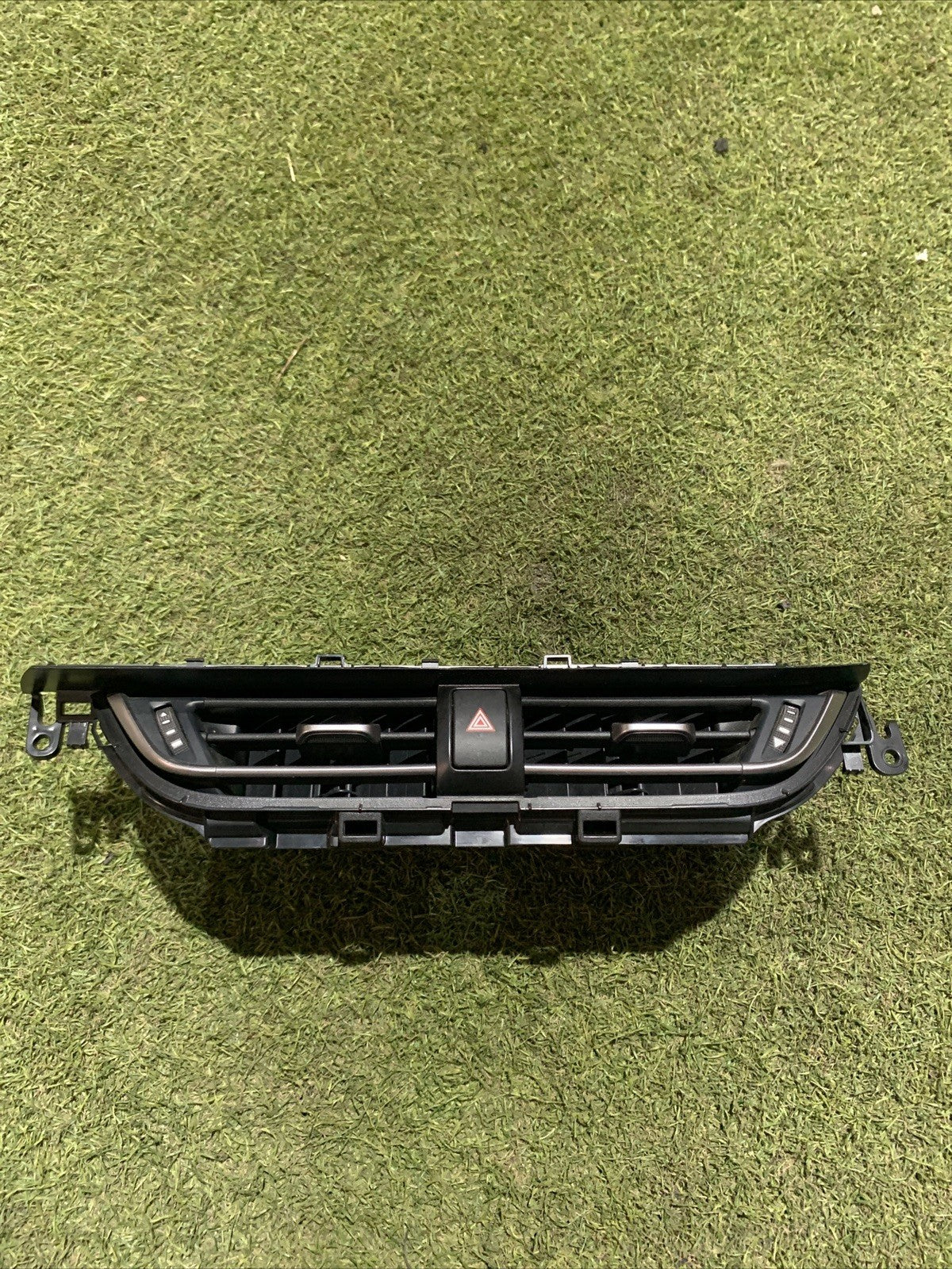 55670F4010 Bocchetta aria cruscotto centrale TOYOTA CHR 1.8B IBRIDA 2017