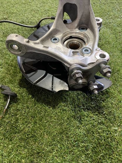 Mozzo Montante Fusello Anteriore Sinistro Seat Ateca 2017 1.6 Diesel 5Q0407257C