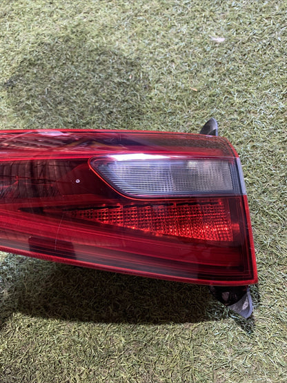 fanale stop posteriore Destro Interno Alfa Romeo Stelvio 00505531800 (3)