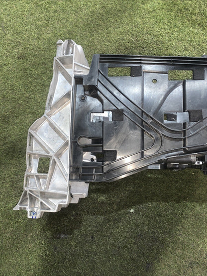 Base Tunnel Centrale Audi Q7 2016 4M0863243