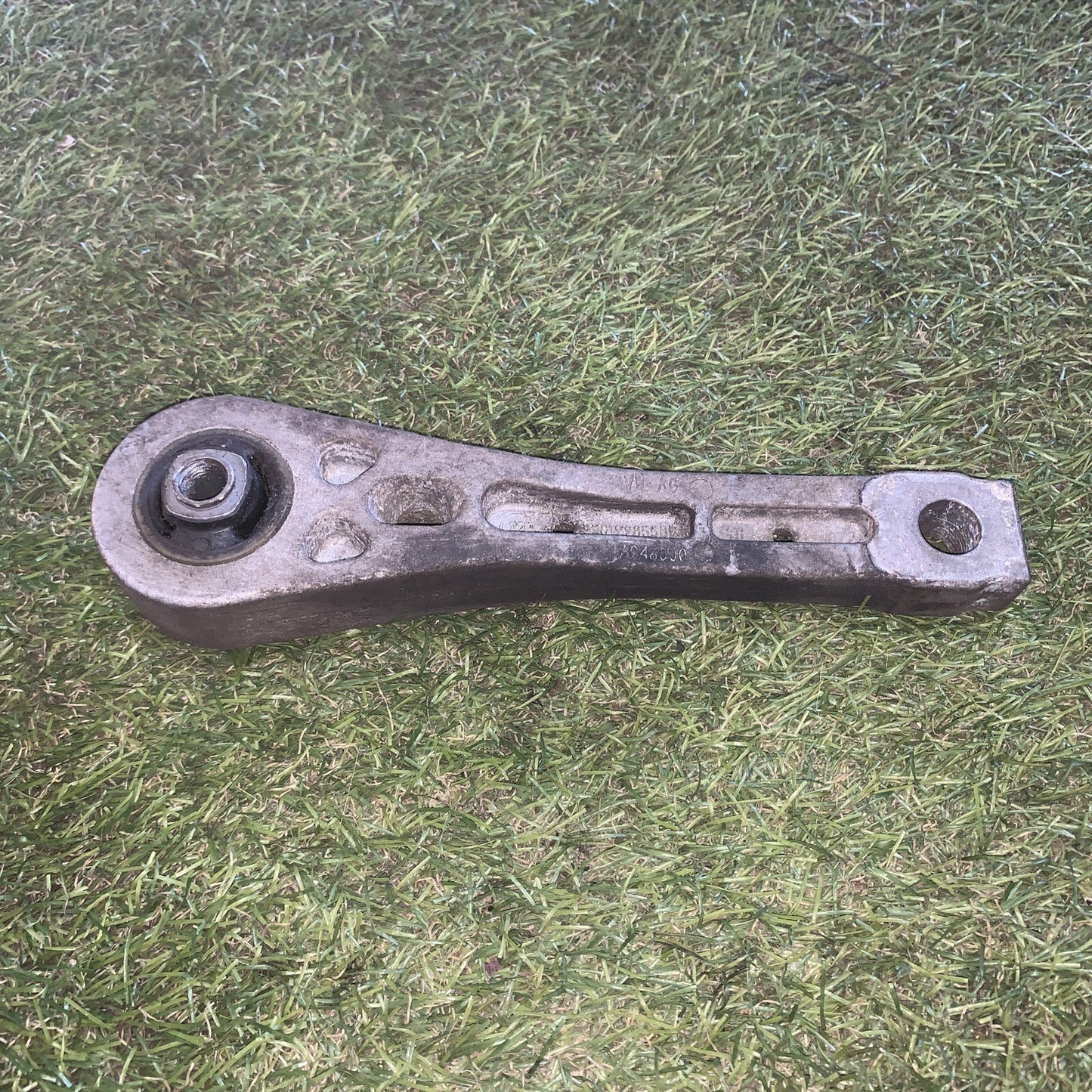 SUPPORTO MOTORE VW Golf 6  2.0 TDI 1K0199855