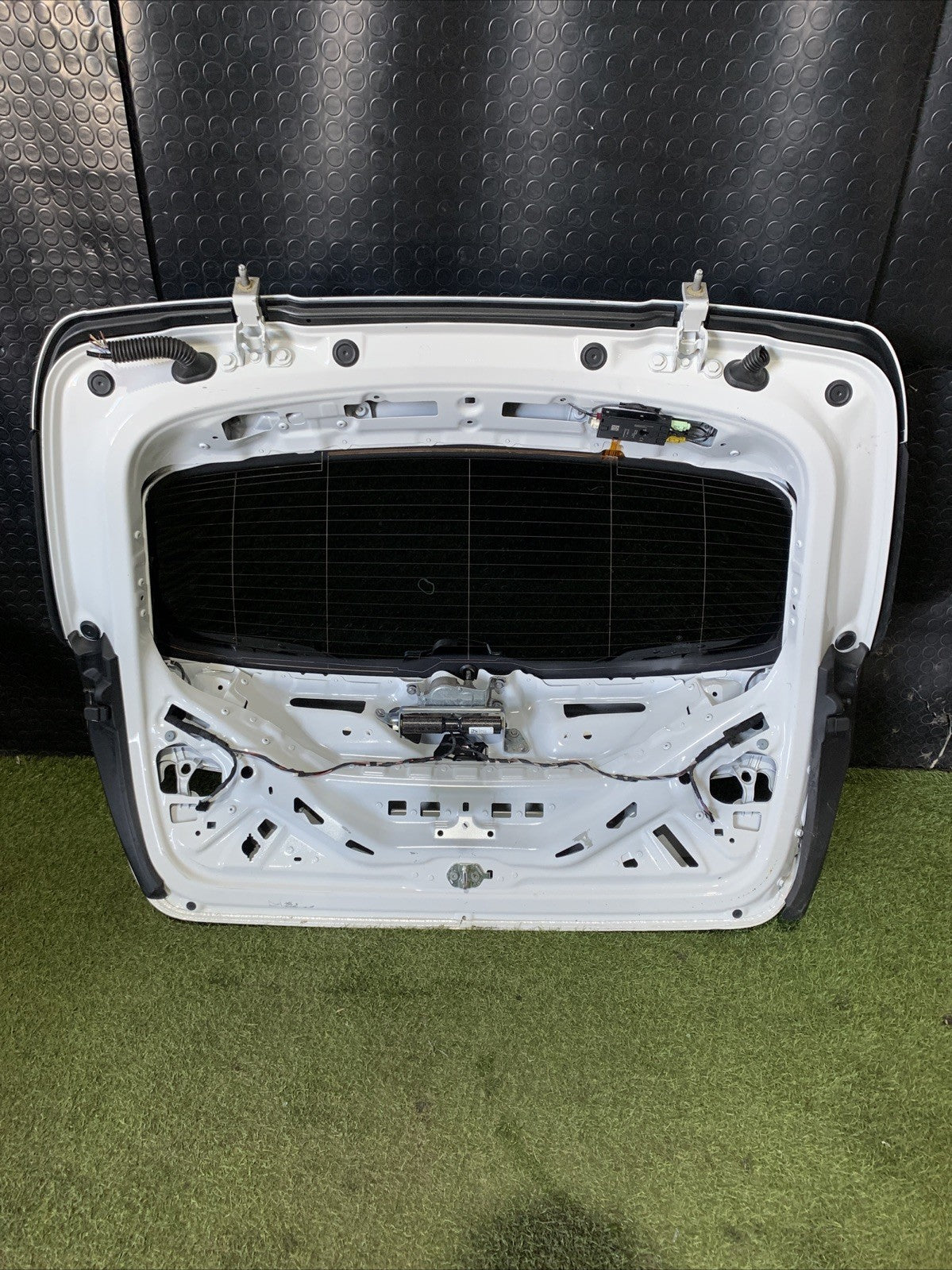 Portellone Bagagliaio Cofano Baule Posteriore BMW Serie 1 F40 5P 2019 BIANCO