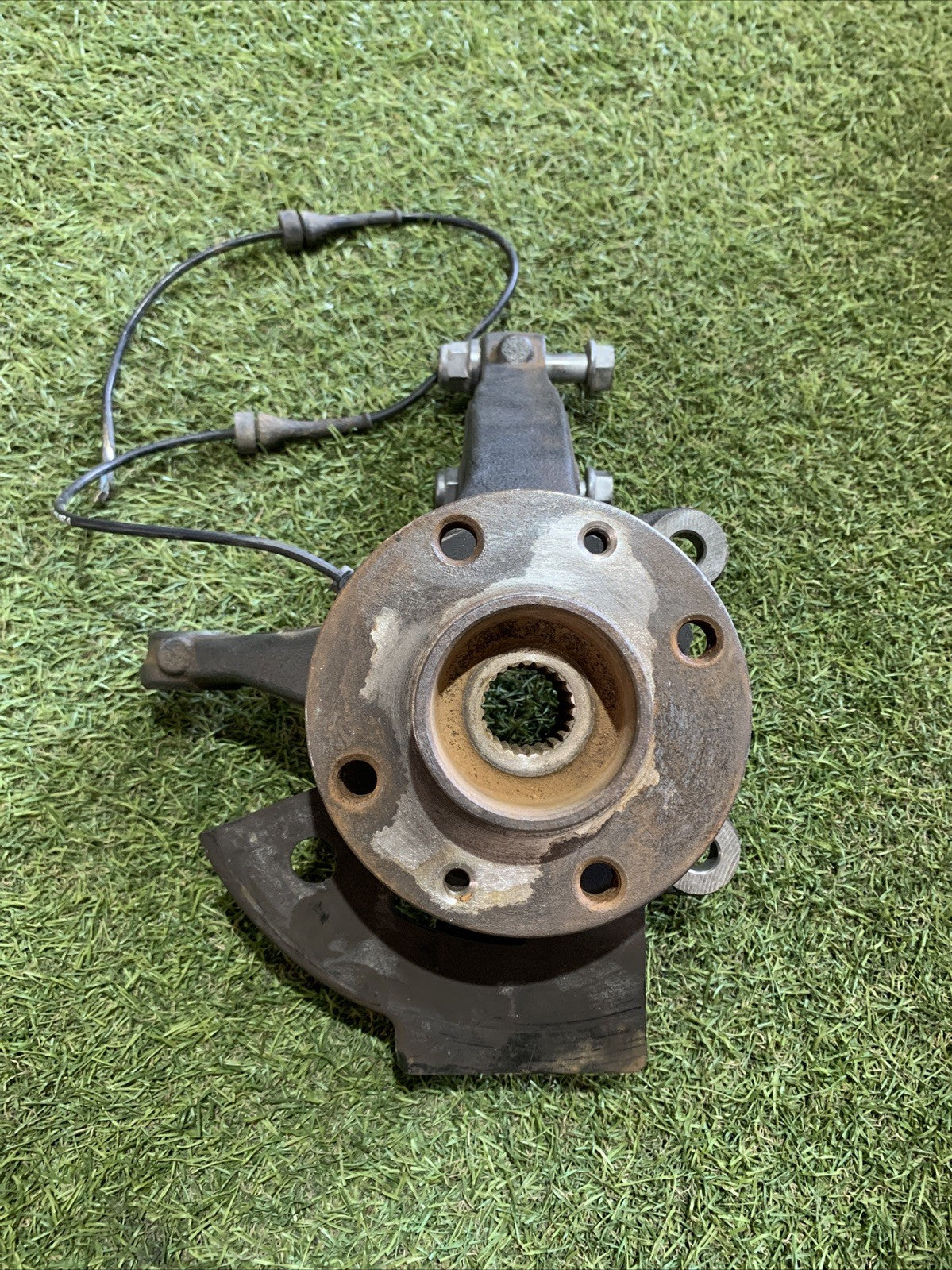 Mozzo Montante Fusello Anteriore Destro Nissan Micra 2016 1.5 Diesel 400145FA0H