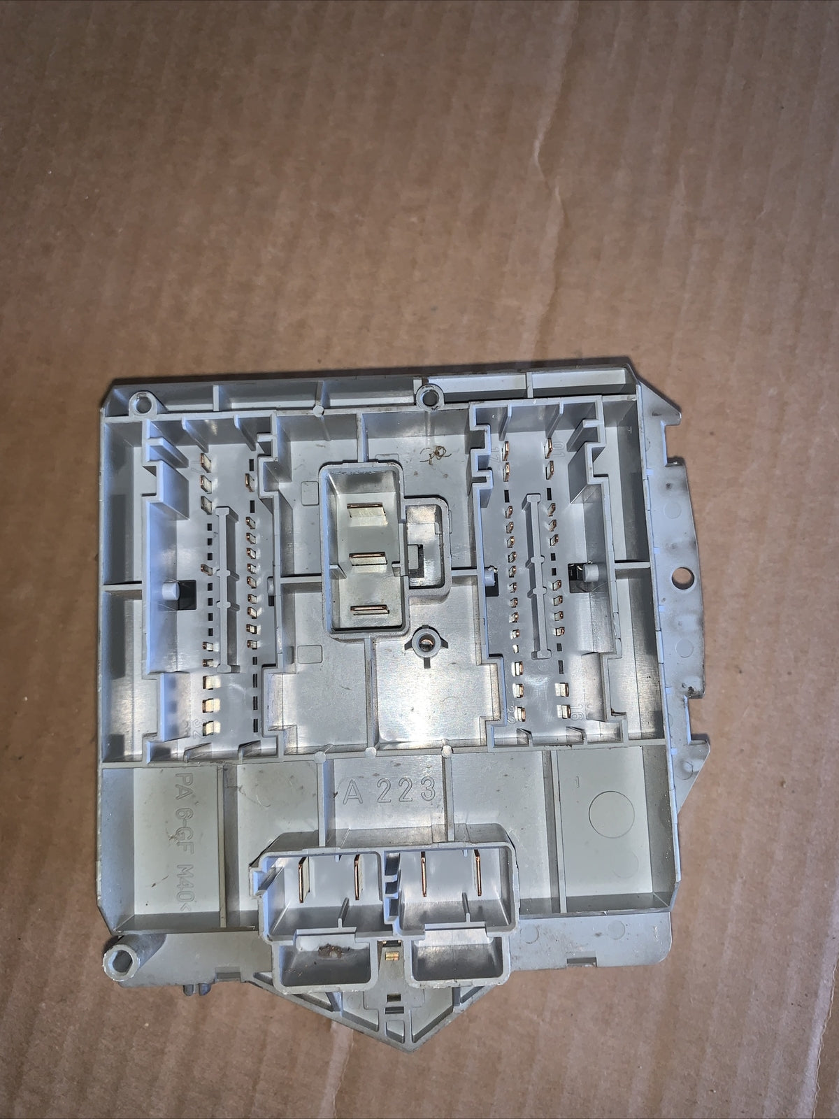 46778442 SCATOLA FUSIBILI PORTAFUSIBILI RELE FIAT PUNTO 1.2 2002