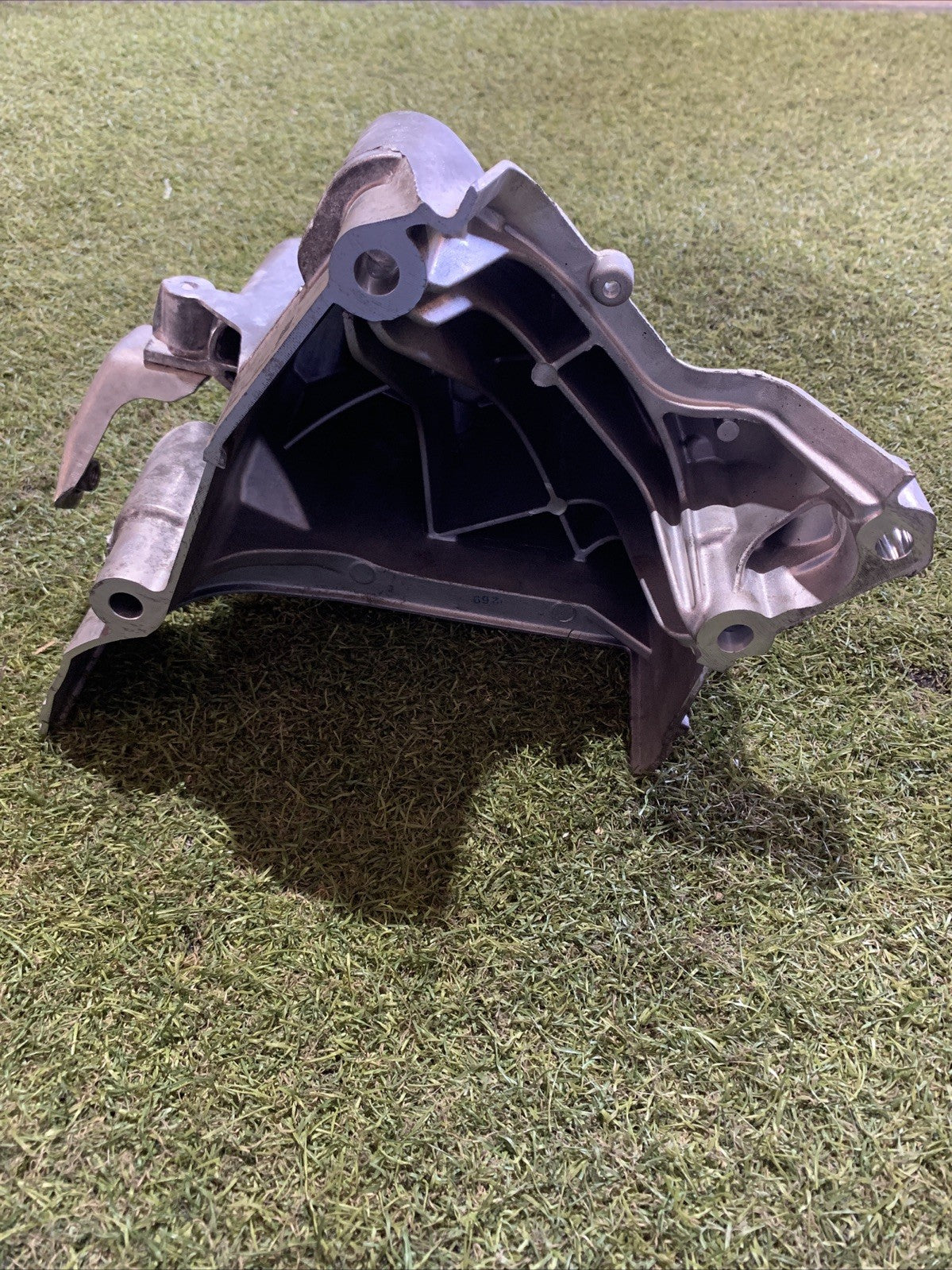 SUPPORTO MOTORE VOLKSWAGEN POLO 1.0 2022 05C199207A