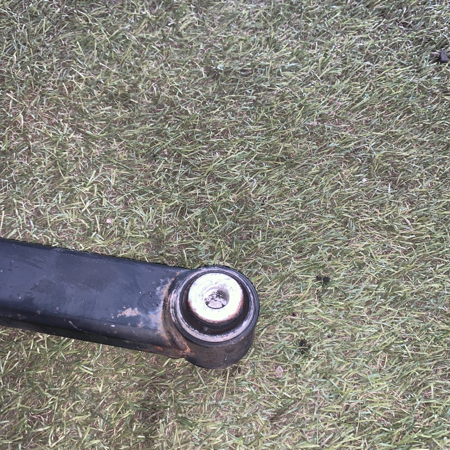 BRACCIO OSCILLANTE SUPERIORE POST DX ALFA ROMEO Giulietta Serie (940_) 51944437