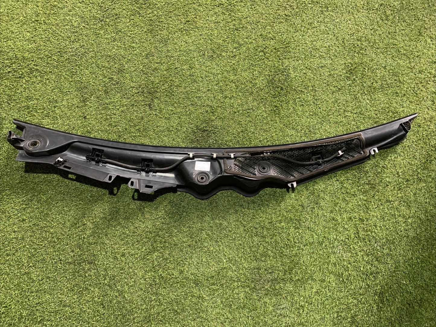 Gocciolatoio Parabrezza Mercedes Classe C220 W204 Berlina A2048300013