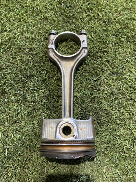 Pistone Motore Volkswagen Golf 8 1.0 Benzina No Turbo DLAB (1)