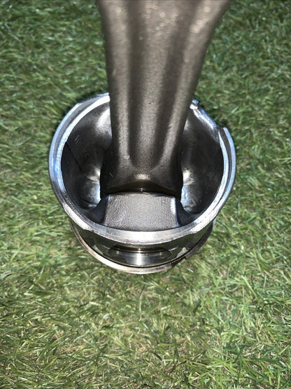 Pistone Motore Peugeot 2008 1.6 Diesel 9H05 1607373680 (2)