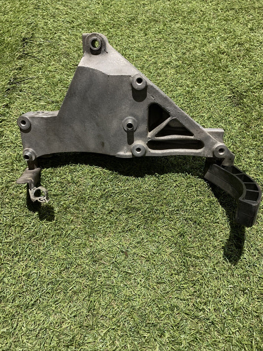 Supporto Tendicinghia Lancia Ypsilon 2006 1.2 Benzina 46820385