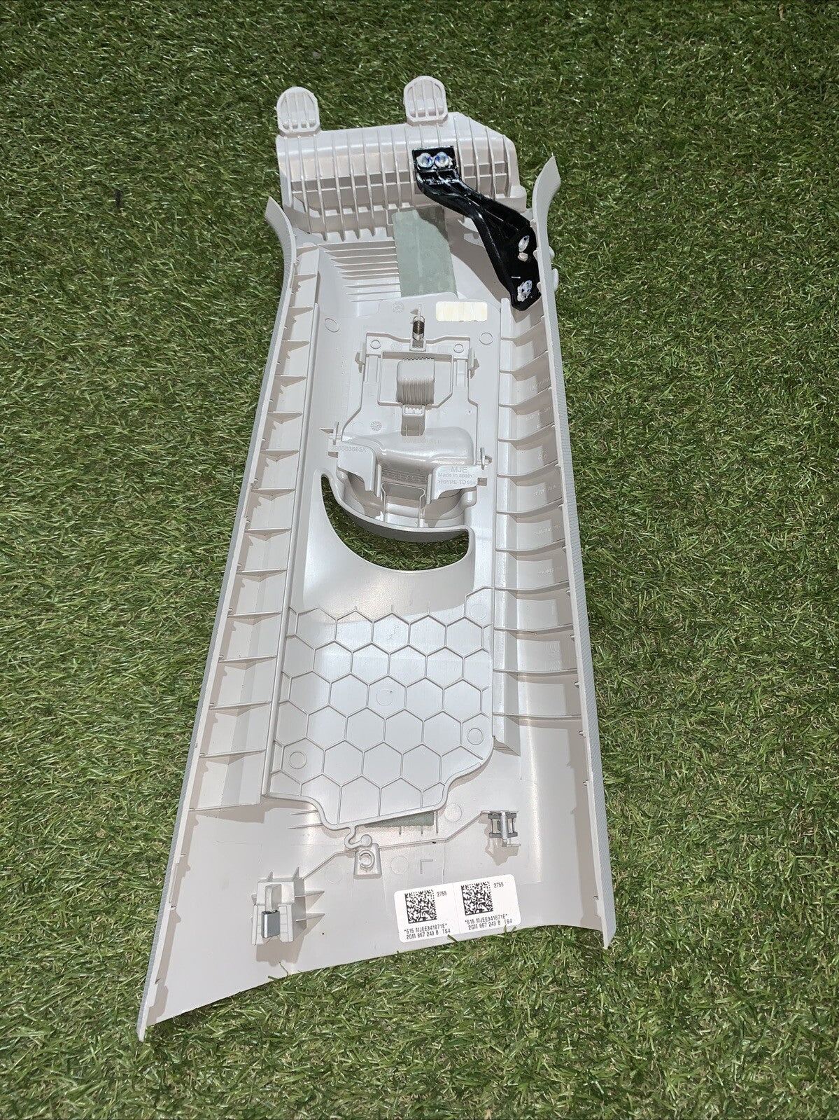 2GM867243 Modanatura Rivestimento Piantone Centrale Sinistra Volkswagen T-Cross