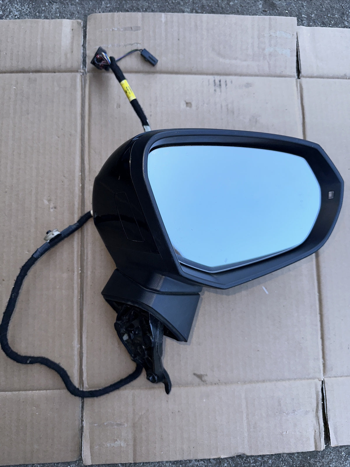 SPECCHIO SPECCHIETTO RETROVISORE DX DESTRO  AUDI RSQ3 Q3 2020 14 PIN +2