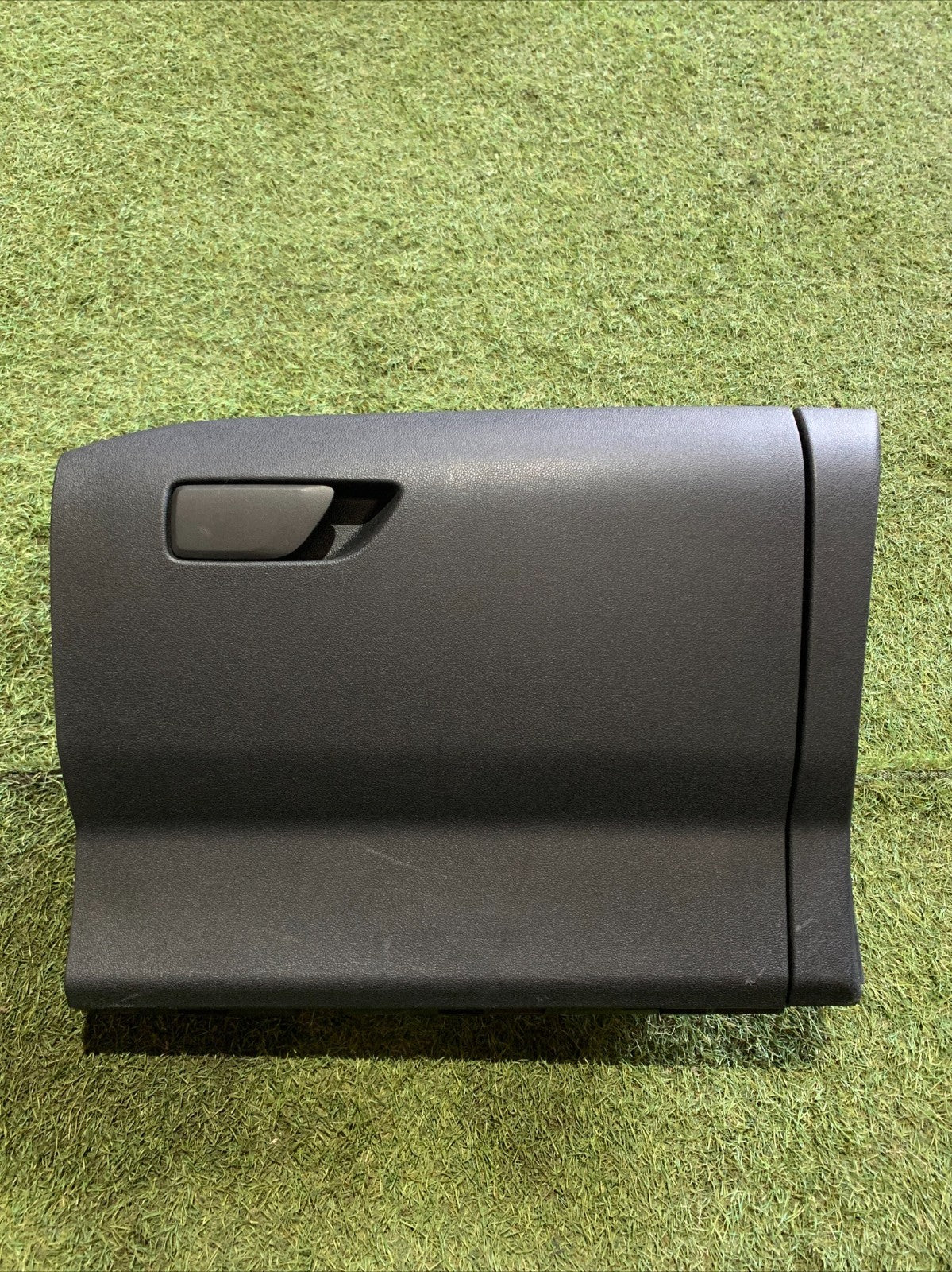 CASSETTO PORTA OGGETTI PER FORD Kuga Serie (DFK) LV4B-S06040-A (19>)
