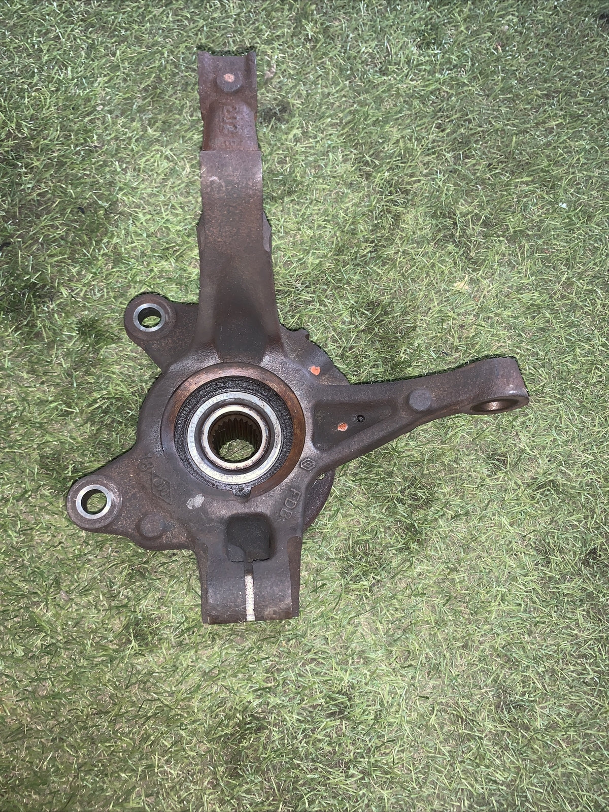 FUSELLO MOZZO MONTANTE ANTERIORE DESTRO DACIA SANDERO 2 (2012 >) 1.0 Sce 75 73CV