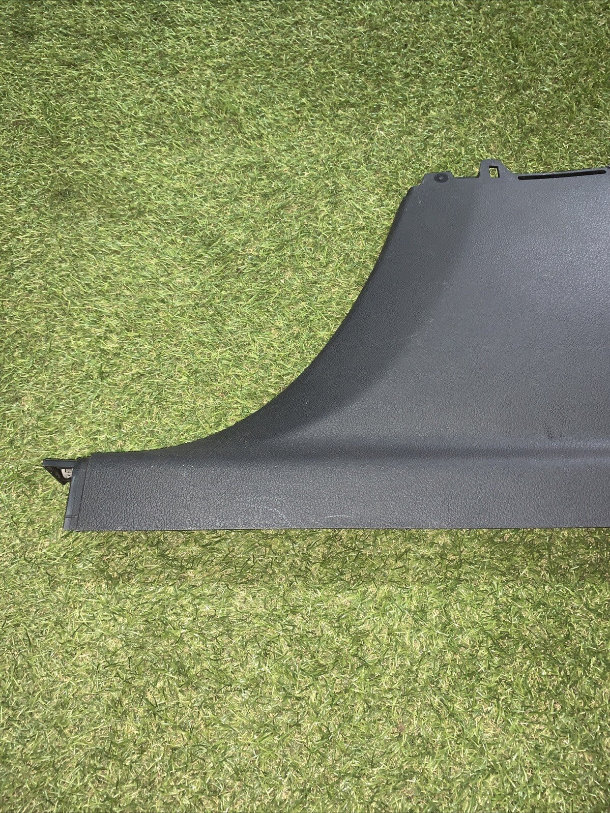 A1776909801 RIVESTIMENTO INTERNO MONTANTE CENTRALE INFERIORE DX MERCEDES W177