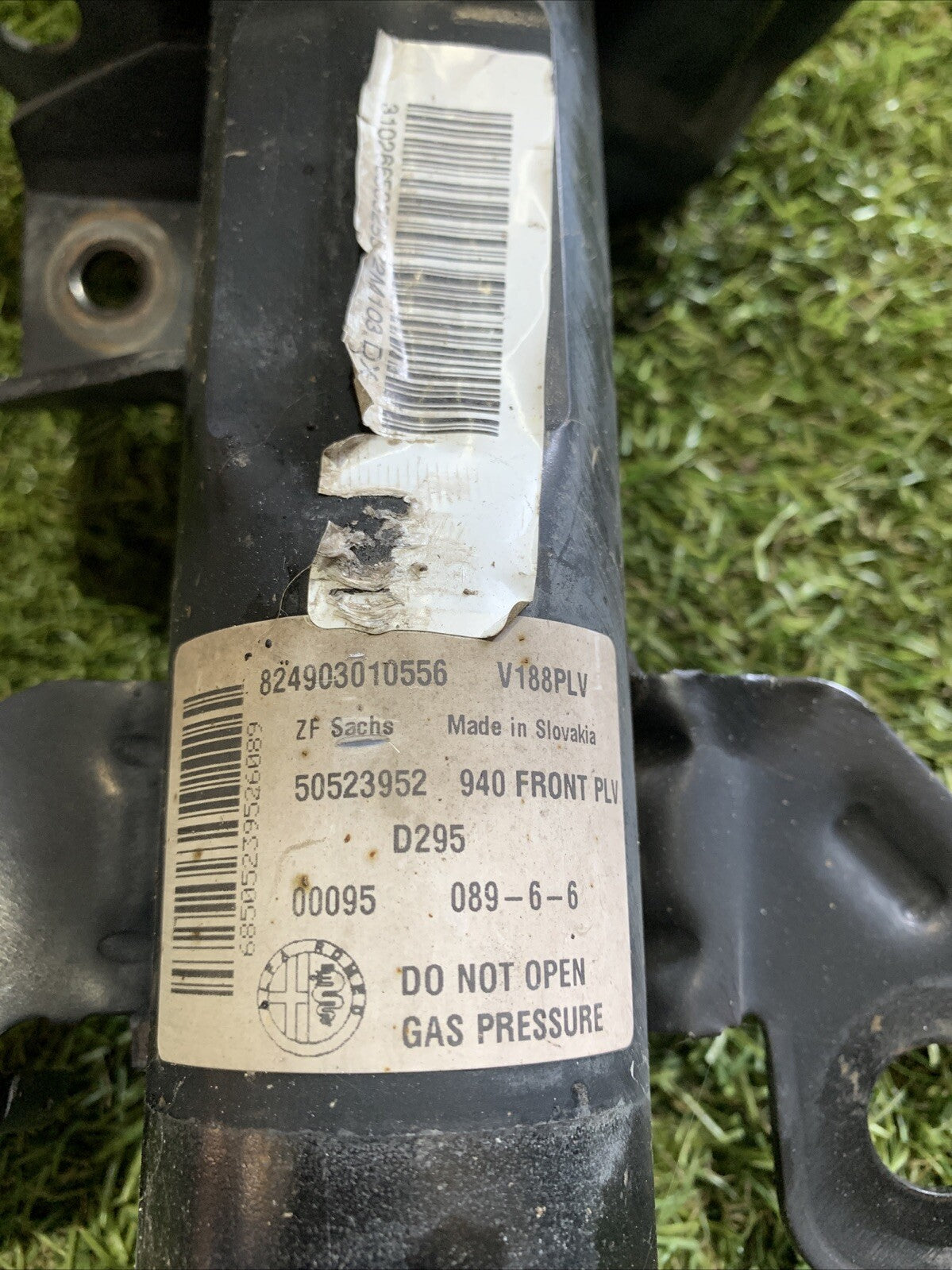 AMMORTIZZATORE ANTERIORE DESTRO PER ALFA ROMEO Giulietta Serie (940_) 50523952 