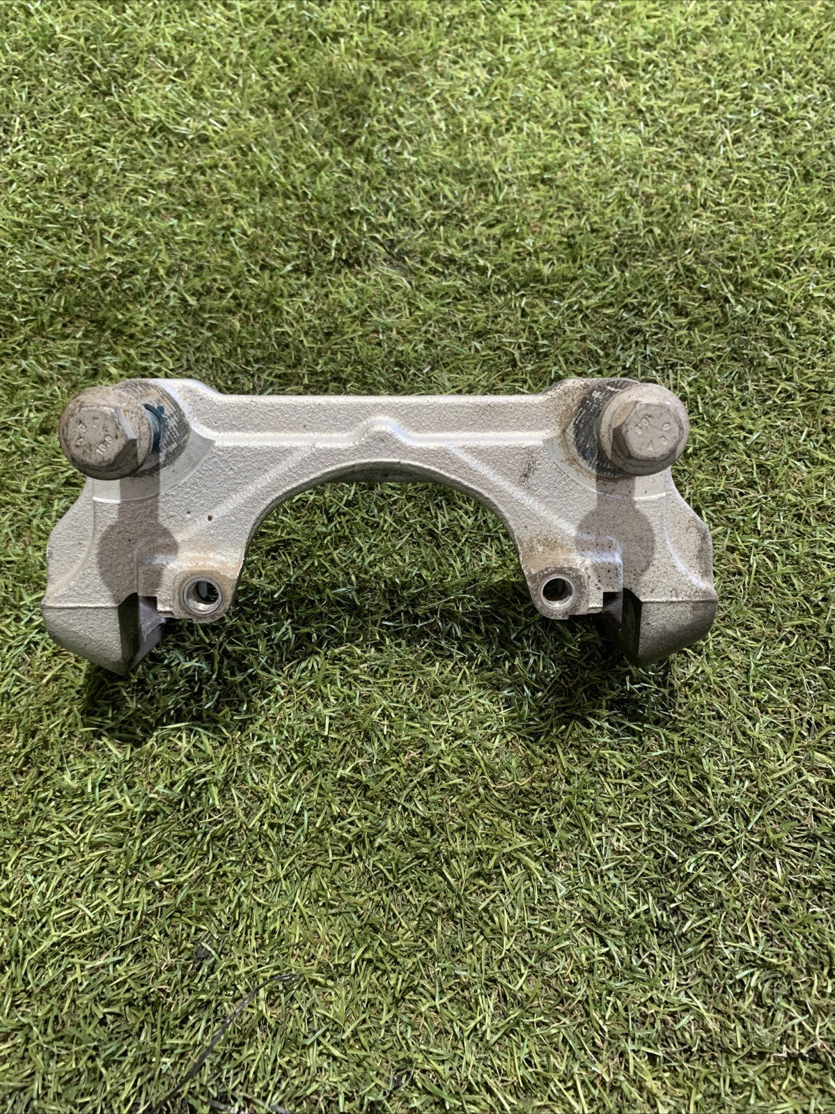 Porta Pinza Freno Anteriore Destra Ford Kuga 2020-2024 2.5 Hybrid