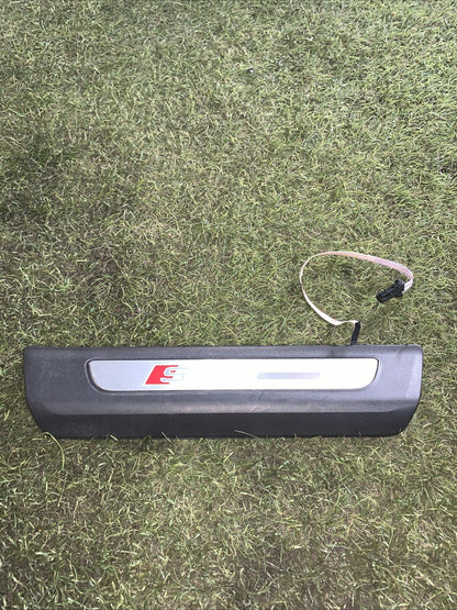 Battitacco Con Led Posteriore Destro Audi Q7 2016 4M0947418B