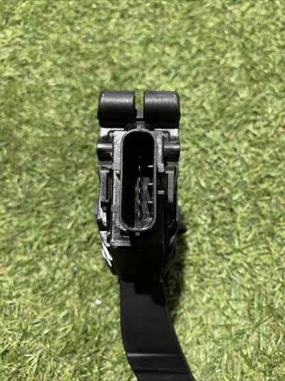 Pedale Acceleratore Volkswagen Golf 8R 2.0 Benzina 5WA035507E