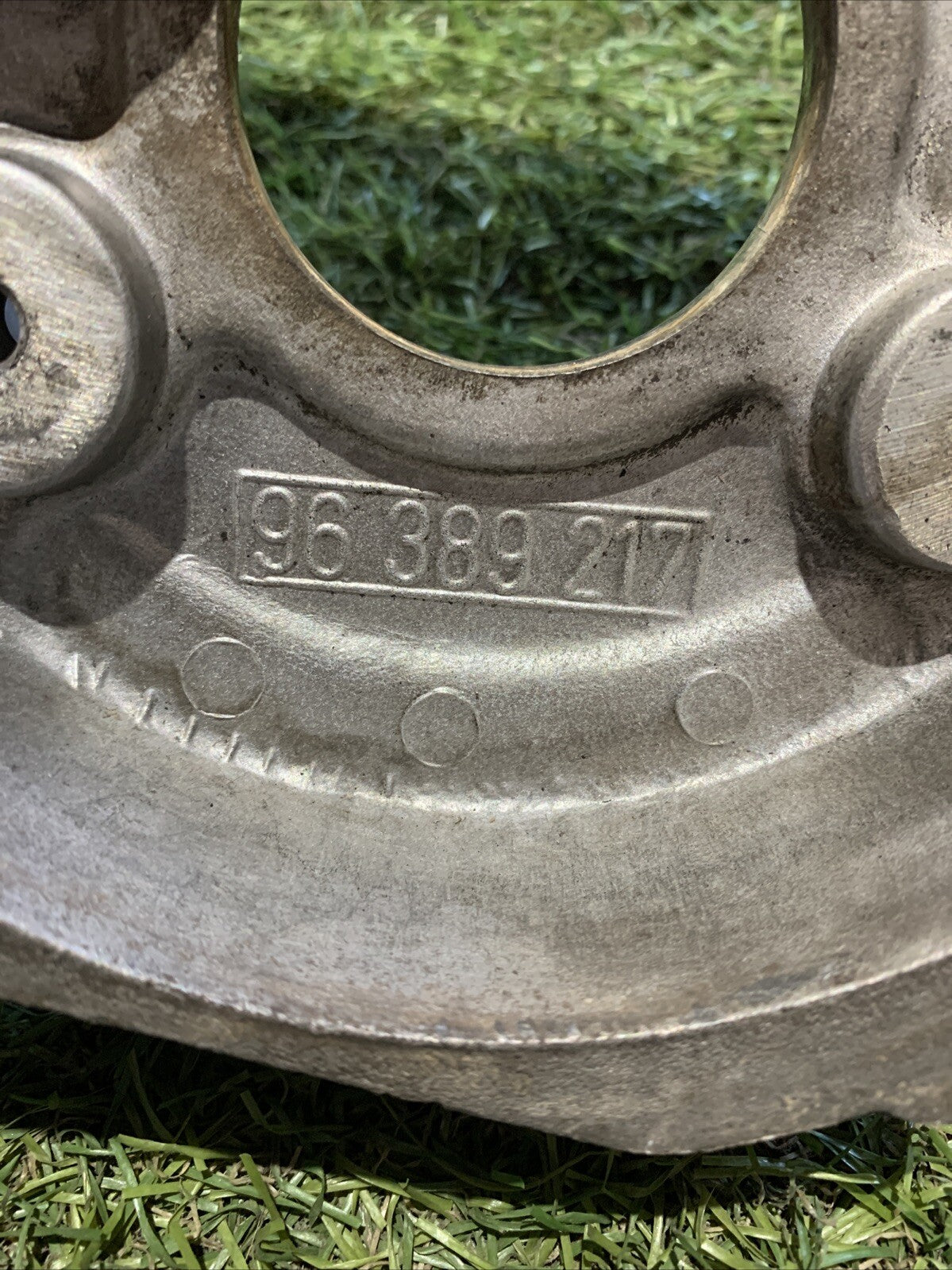 96389217 SUPPORTO POMPA INIEZIONE LANCIA PHEDRA (2004) 2.2 DIESEL 10DZ464HW