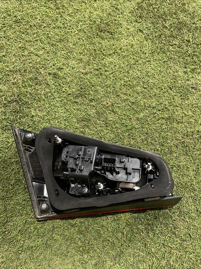 STOP FANALE POSTERIORE DX INTERNO PER AUDI A3  (2016 ) 5P 8V4945076