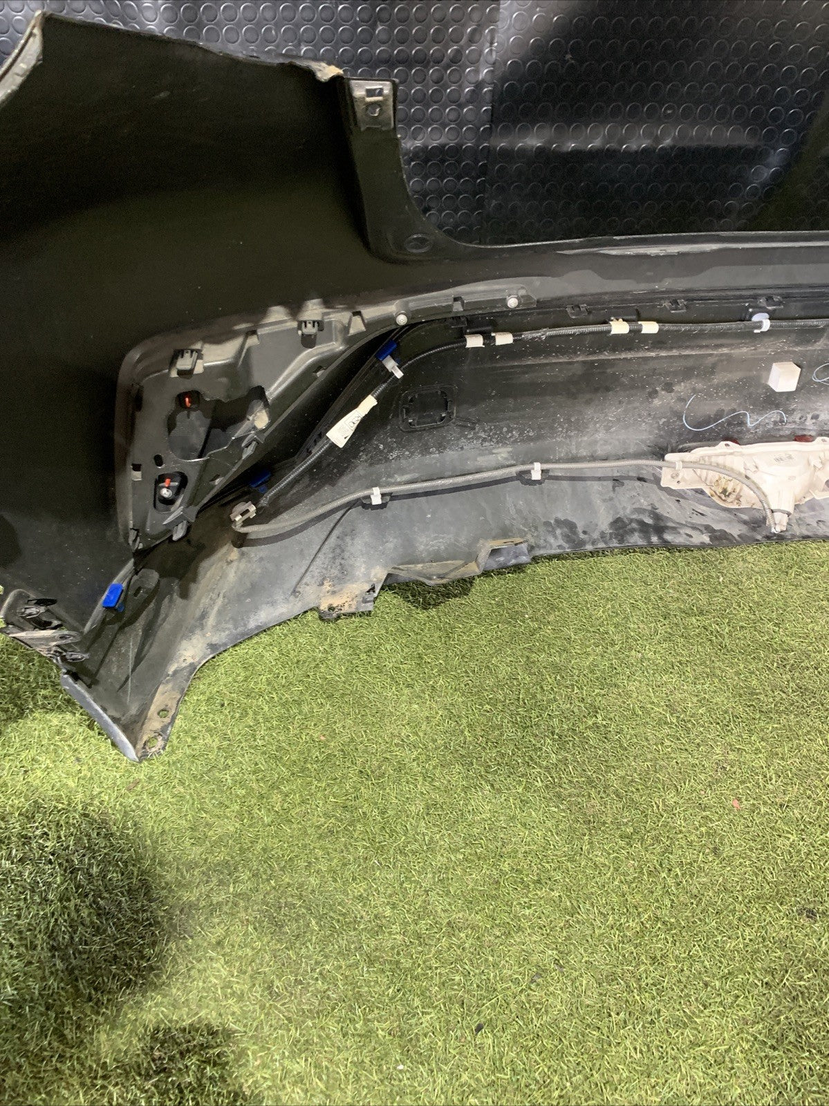 PARAURTI POSTERIORE COMPLETO PER TOYOTA C-HR Ibrida 52159-F4010 (16>23)