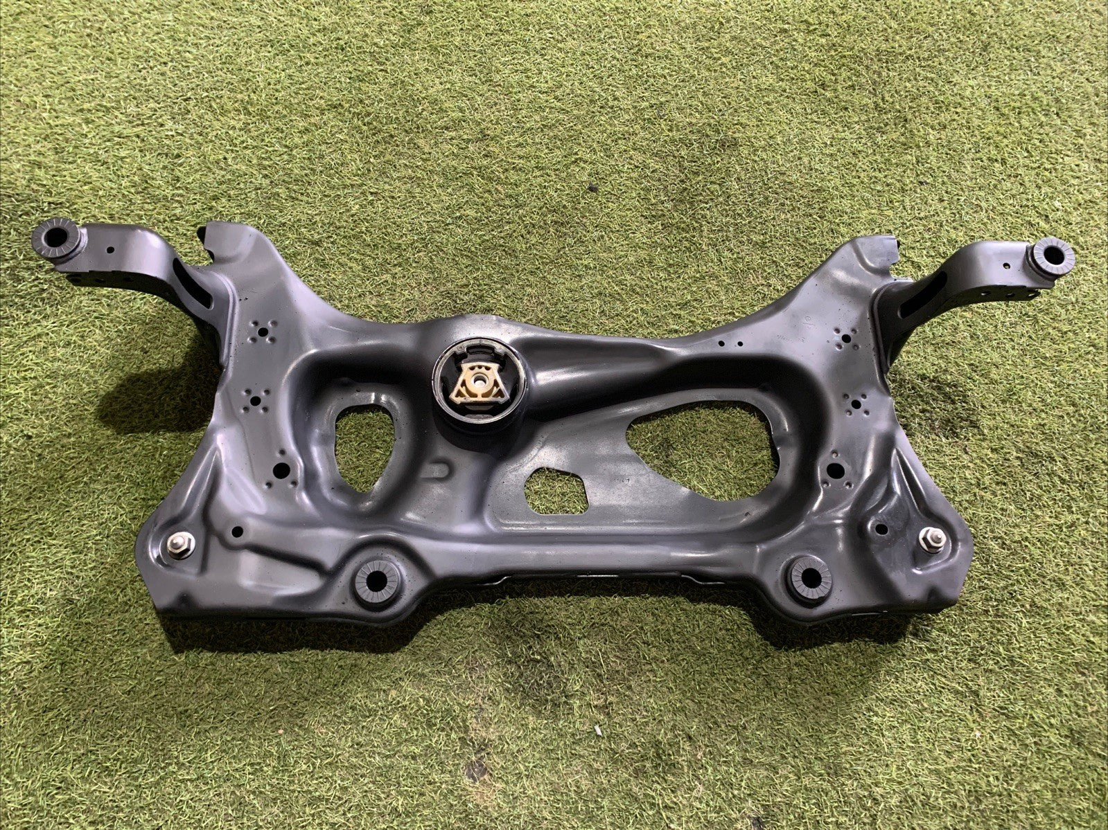 Culla Motore Volkswagen Golf 7 1.6 Diesel 5Q0199315R