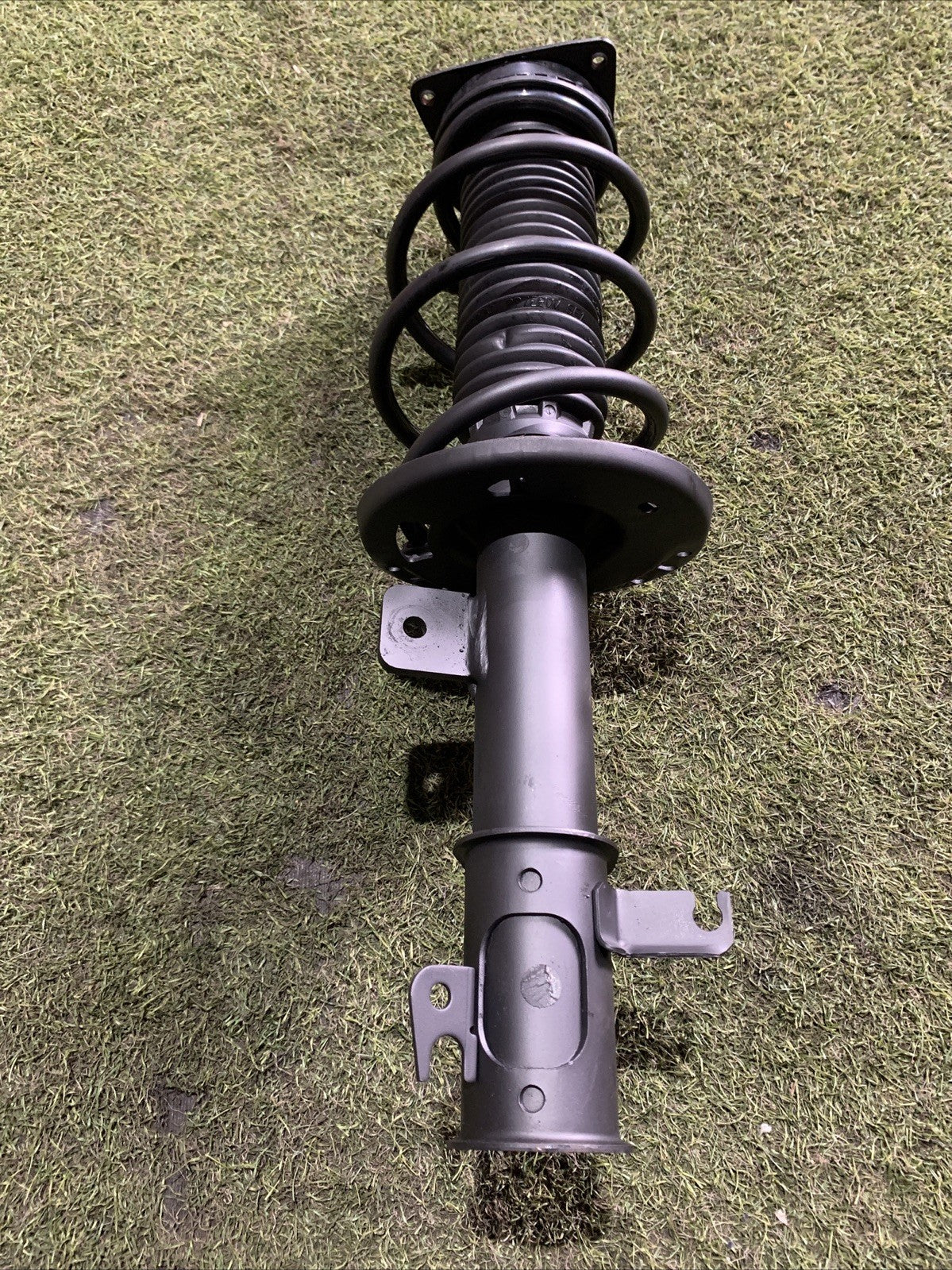 Ammortizzatore Anteriore Destro Peugeot 208 2020 1.5 Diesel 9831168980