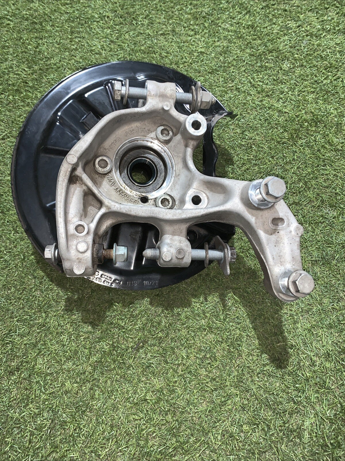 Mozzo Montante Fusello Posteriore Sinistro Volkswagen Golf 8R 2.0 Benzina