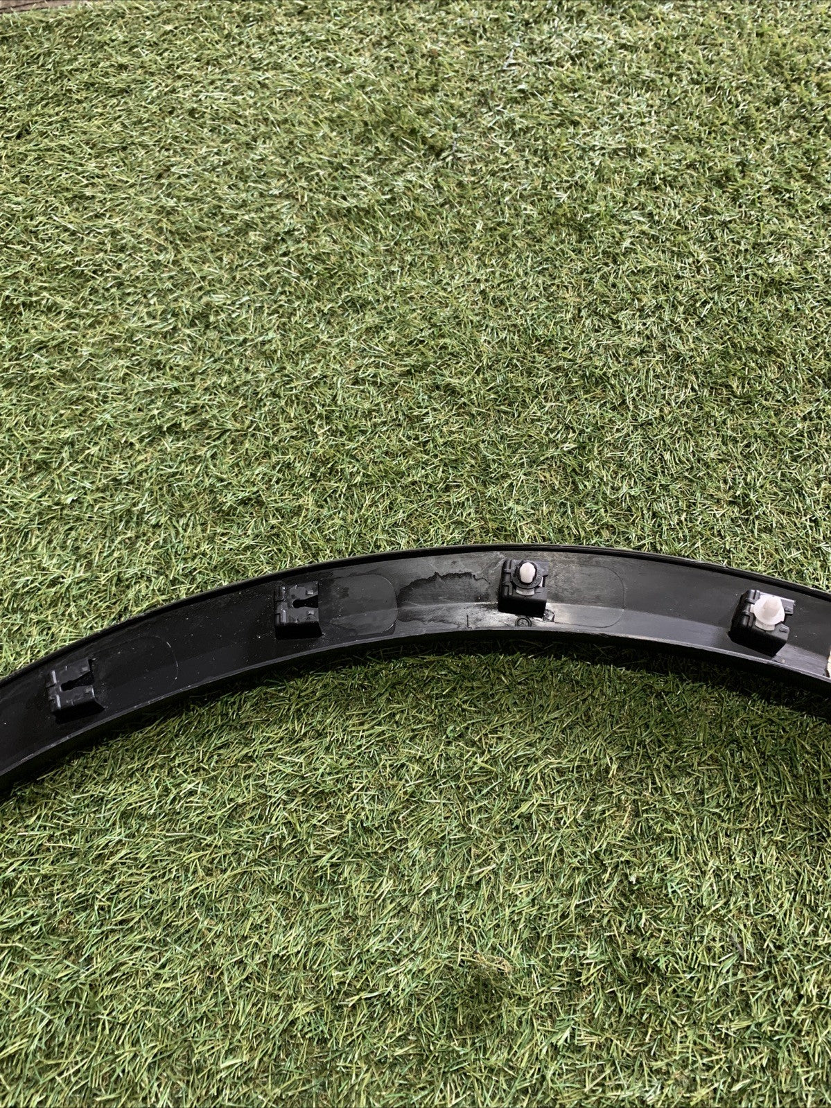 Modanatura Archetto Ruota Anteriore Sinistro Volkswagen T-roc 2GA854731C (2)