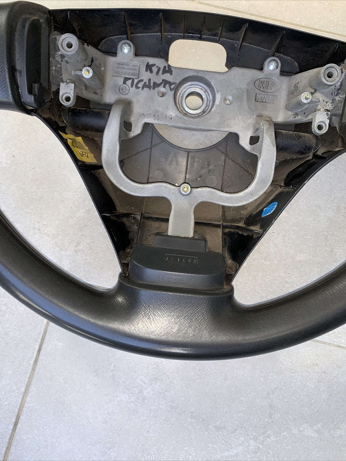 5611007700VA VOLANTE KIA PICANTO 1.0 46KW 5P B 5M (2010)