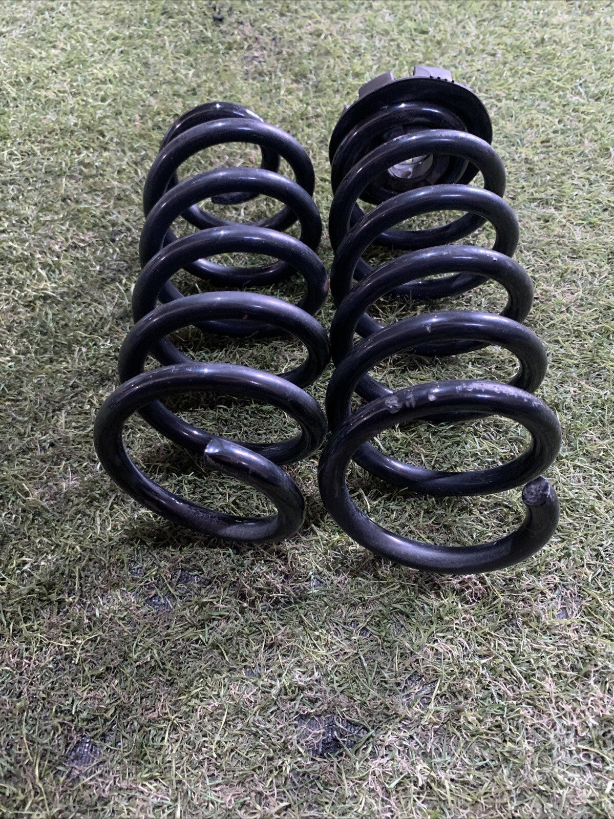 550201647R 550202996R MOLLE AMMORTIZZATORI POSTERIORI RENAULT CLIO 2015 1.5