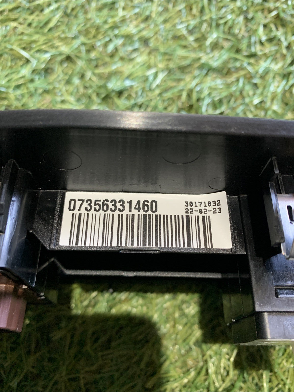 PULSANTIERA ANTERIORE DESTRA PER FIAT 500 X Serie 07356331460 (15>)