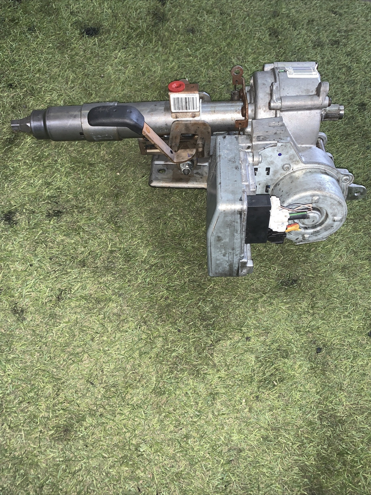 8V513C529AU PIANTONE STERZO ELETTRICO FORD FIESTA 1.4 2012