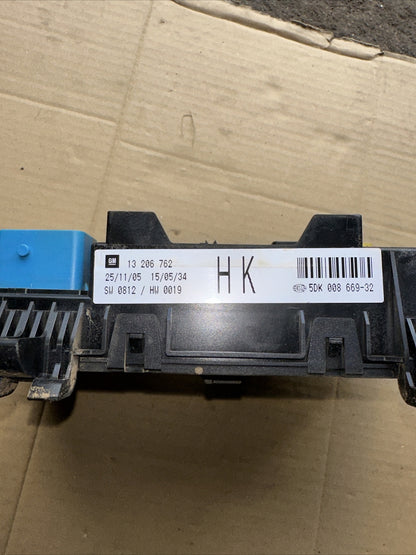 13206762 porta fusibili per OPEL ASTRA H 1.3 CDTI  2007 5DK00866932