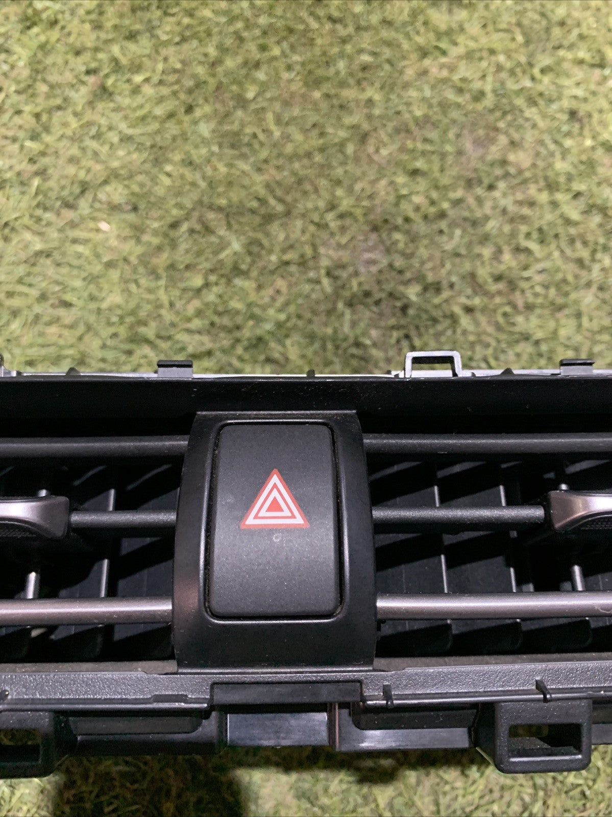 55670F4010 Bocchetta aria cruscotto centrale TOYOTA CHR 1.8B IBRIDA 2017