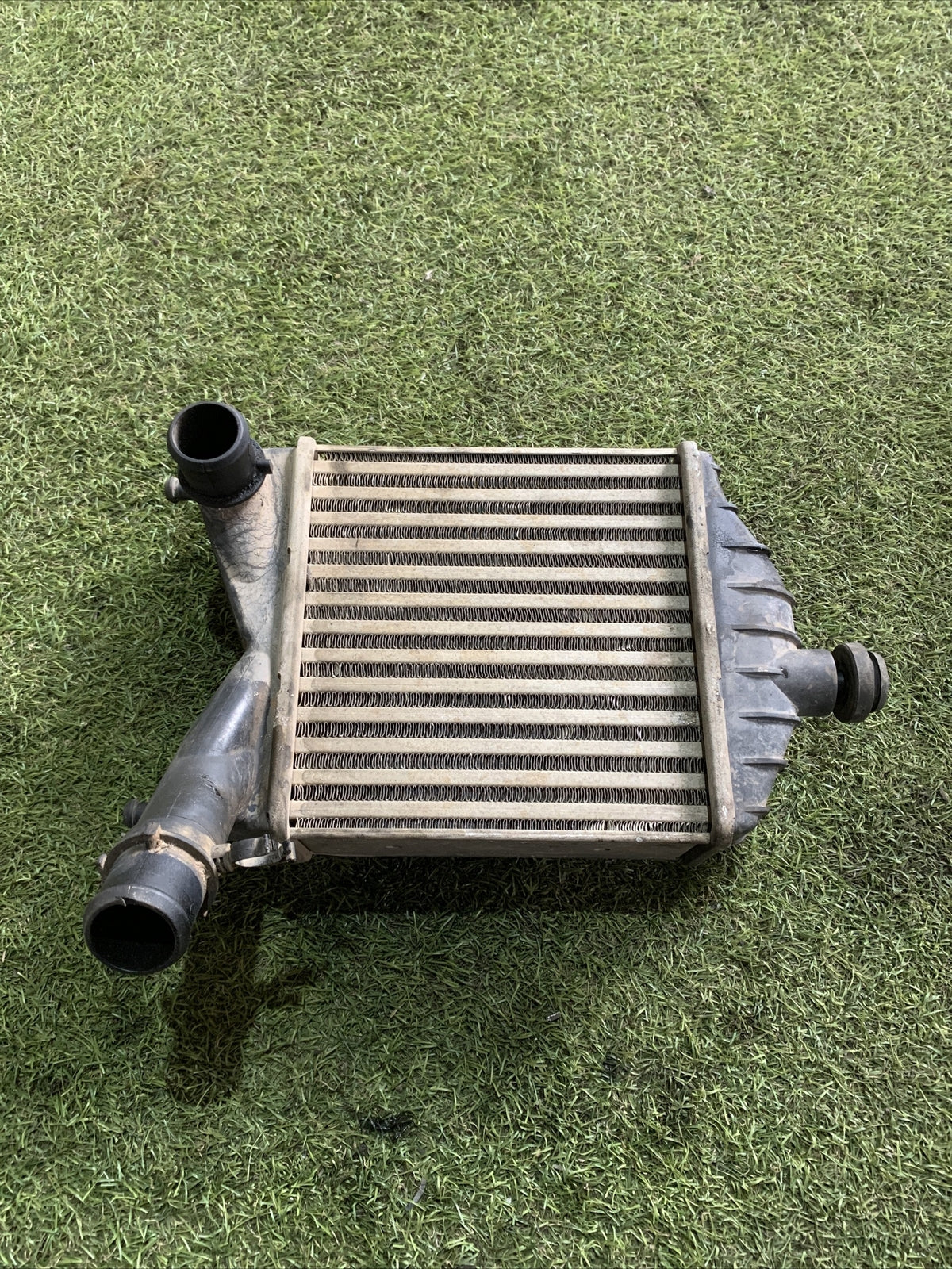 RADIATORE INTERCOOLER FIAT IDEA 1.3 MULTIJET (ANNO 2005 ) 847850000 (2)