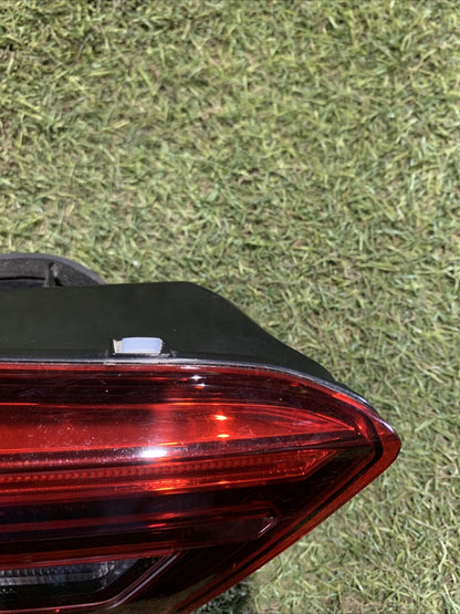 STOP FANALE POSTERIORE INTERNO SINISTRO VOLKSWAGEN TIGUAN 2023 5NA945093F