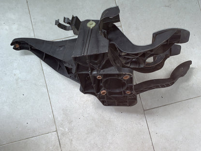 Pedaliera completa freno-frizione-acceleratore Fiat Punto 188 1.2
