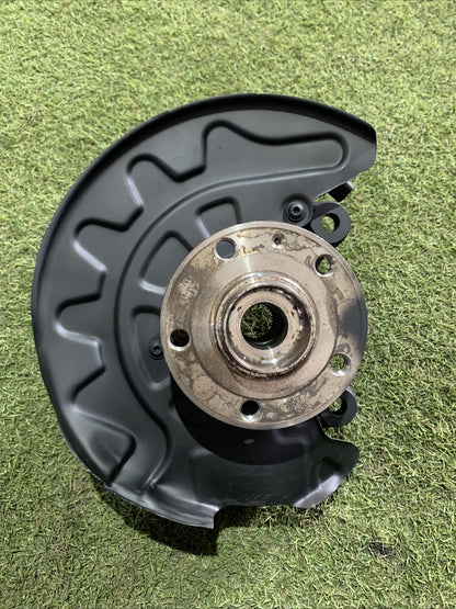 Mozzo Montante Fusello Anteriore Destro Volkswagen T-Roc 2023 1.0 Benzina